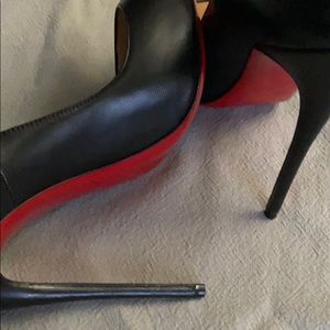 Christian Louboutin So Kate